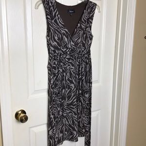 IZ Byer Dress Sleeveless V-Neck Animal Print XS
